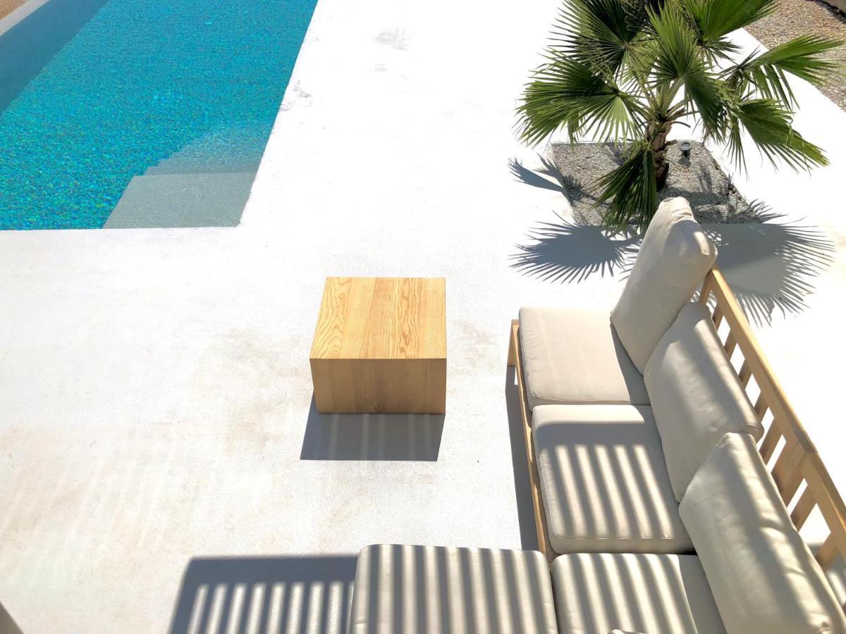 Kuro Beach House - Oceanfront Luxury & 25M Pool Achlia Luaran gambar